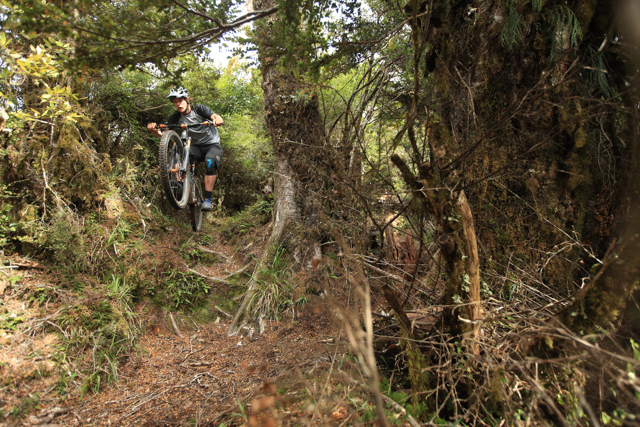 SCB, Santa Cruz BIcycles, Iago Garay, Mark Scott, Josh Bryceland, Josh Lewis, Max Schumann, Cedric Gracia, Jamie Nicoll, Bus Trip, Bedford, VW, Camping